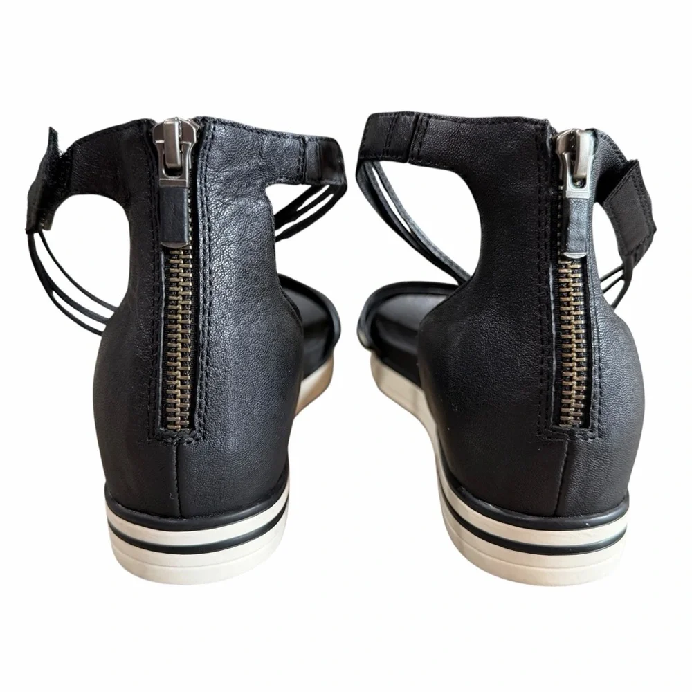 Eileen Fisher Strappy Sandals Size 9 Black Leather Shea Open Toe Sporty